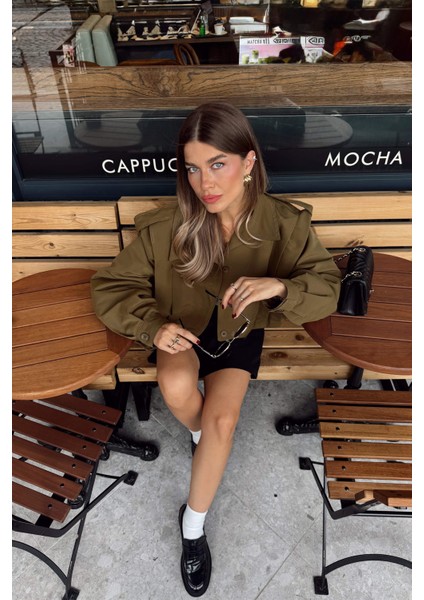 Haki Pile Detaylı Astarlı Ceket