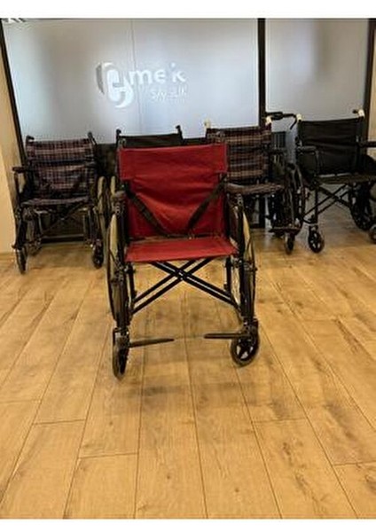 Wipperman Marka Refakatçi Frenli Ekonomik Manuel Tekerlekli Sandalye