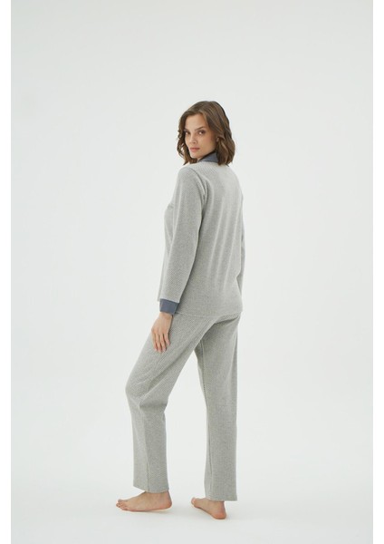 Kadın Düğmeli Saten Yaka Uzun Kollu Gri Pijama Takımı C9T1N961 indirimleri