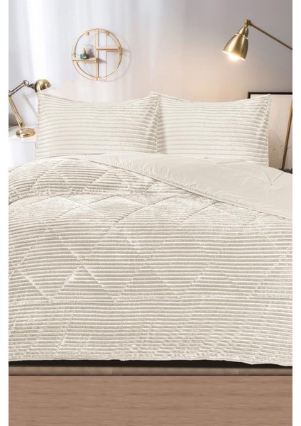 Derya Çift Kişilik Pelüş Yatak Örtüsü Krem