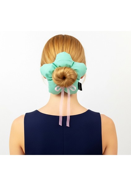 El Yapımı Mint Yeşili Pembe Fiyonklu Çiçek Scrunchie Topuz Tokası