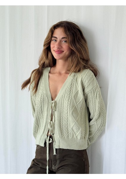 Önden Bağlamalı Hırka Kadın Açık Yeşil fırsatları