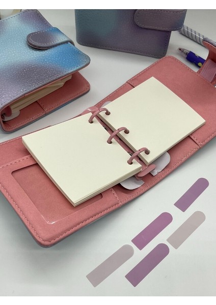 Mini Boy Mavi Mor Tonları Mıknatıslı Pu Deri Kapaklı Sürdürülebilir Ajanda/ Planner/ Binder Defter – 160 Sayfa (Çizgisiz, Değiştirilebilir Sayfa) indirimleri