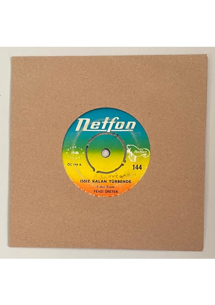 Fevzi Üreten Issız Kalan Türbende 45 Lik Plak (Orijinal Dönem Baskı Plak)