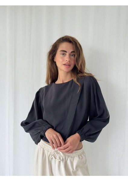 Alisa Kapaklı Retro Gömlek Kadın Siyah fiyatları