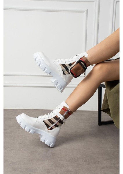 Lorbi Kadın Bot Çantalı Postal Ekoseli Kumaşlı Beyaz Deri