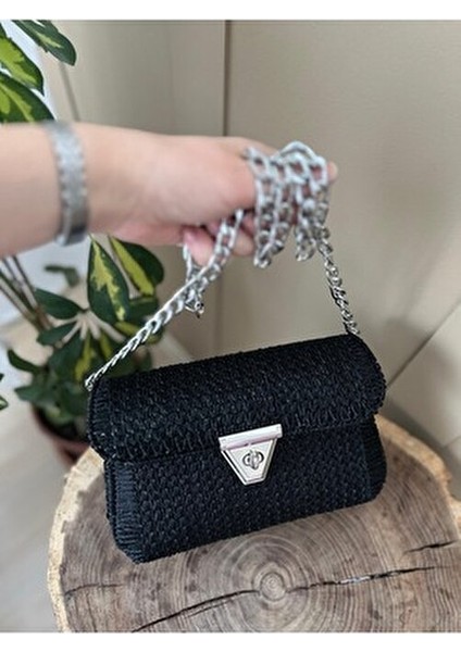 Belek - Simli Siyah Çanta Örgü Kiti 45X21 (Çanta Zinciri, Kanvas, Simli No.4 200 gr Ip, Kilit, Iğne) fiyatları