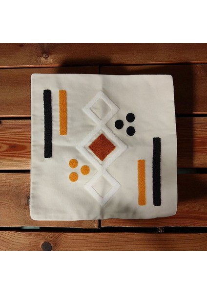 Kilim Motifli Özel Dizayn Pamuklu Nakışlı Panç (Punch) Kırlent Kılıfı fiyatları