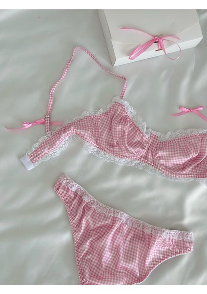 Pembe Ekose Desenli Dantelli Iç Çamaşırı, Sütyen Takımı fiyatları