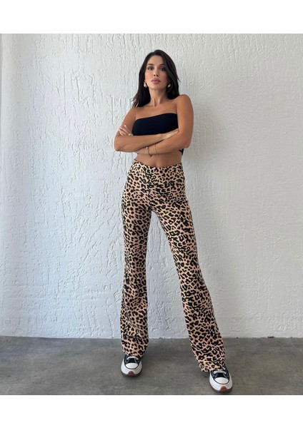 Kadın Leopar Desenli Toparlayıcı Tayt Pantolon 4 Mevsim