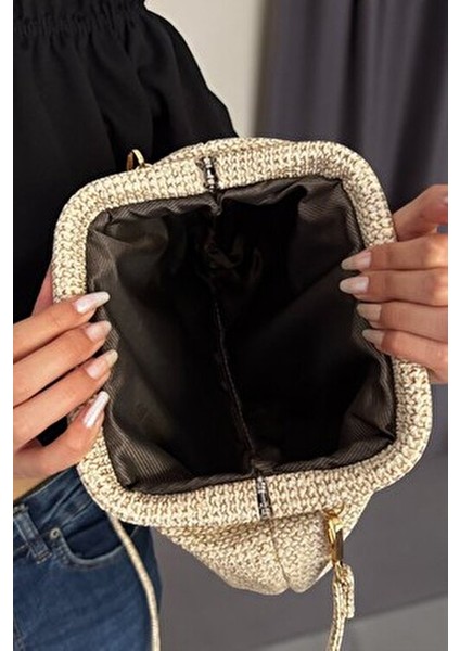 Kadın Krem Hasır Görünümlü El ve Omuz Askılı Clutch Çanta fırsatları