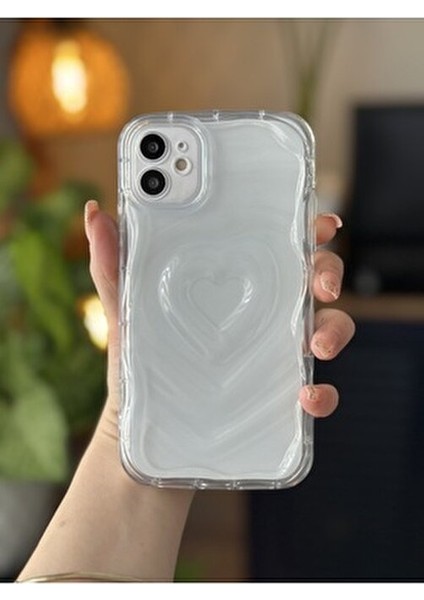 Apple Iphone 11 Uyumlu 3D Kalp Kabartma Desenli Darbe Önleyici Kamera Korumalı Şeffaf Silikon Kılıf modelleri