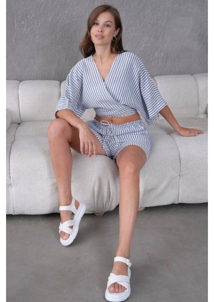 Mavi Keten Kumaş Kadın Şort