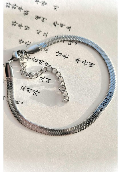 Kişiye Özel Isim Tarih Yazılı Yassı Yılan Paslanmaz Çelik Bileklik SCB25YT