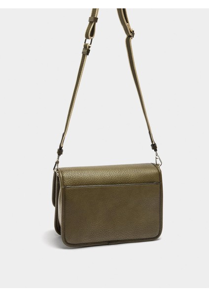 Kapaklı Dokulu Çapraz Çanta modelleri