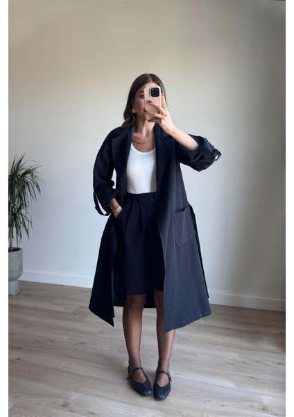 Siyah Astarlı Kuşaklı Kol Kemerli Trençkot modelleri