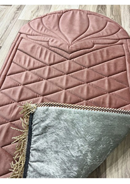 Lüks Ortopedik Diz Ağrıtmayan Süngerli Hediyelik Çeyizlik Burgu Saçaklı Çantalı Seccade