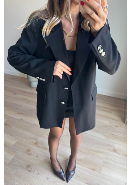 Siyah Gümüş Düğmeli Oversize Astarlı Blazer Ceket fiyatları