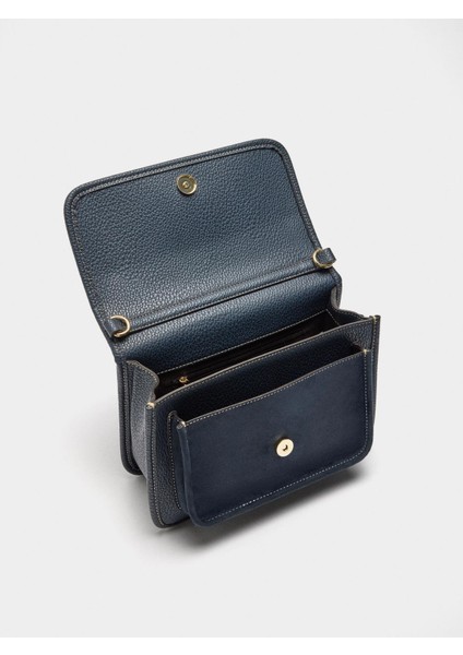 Kapaklı Dokulu Çapraz Çanta fırsatları