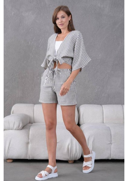 Gri Keten Kumaş Kadın Şort