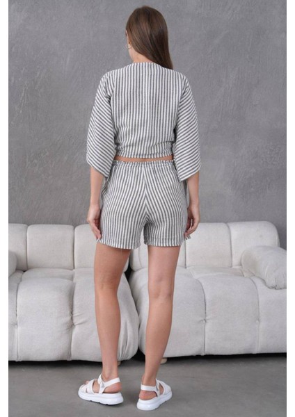 Gri Keten Kumaş Kadın Şort modelleri