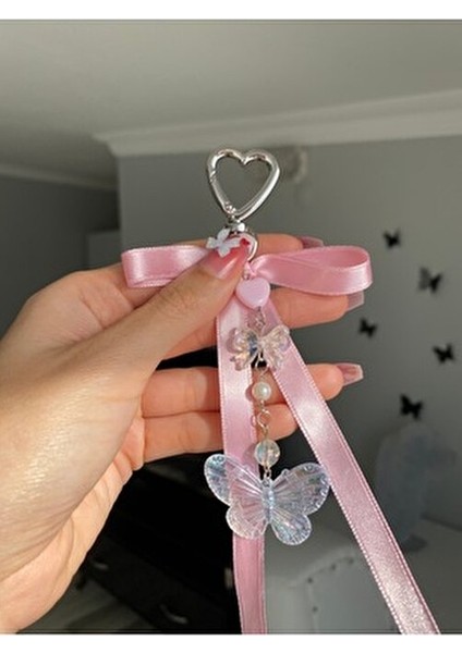 Pembe Kurdeleli Kelebekli Çanta Charmı modelleri