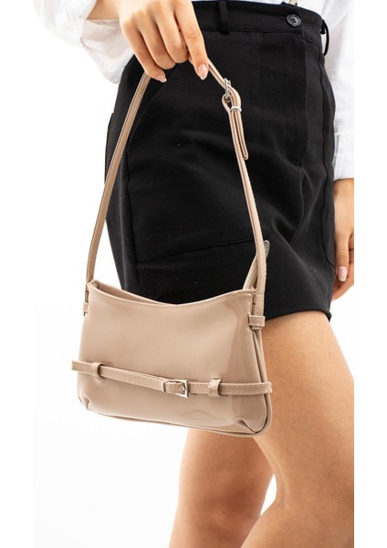 Kadın Rugan Çanta fırsatları