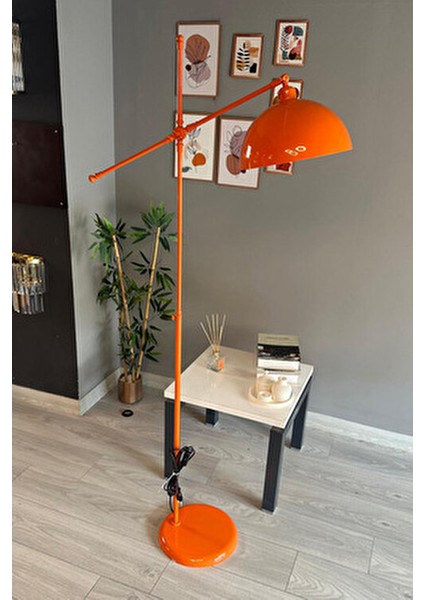 Turuncu Lambader Hareketli Başlık Modern Dekoratif Metal Oturma Odası Çalışma Odası Zemin Lambası