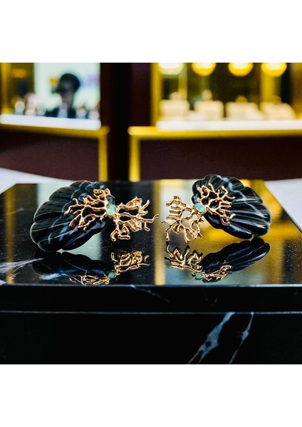 Altın Renk Yeşil Taşlı Tasarım Akrilik Istiridye Küpe modelleri