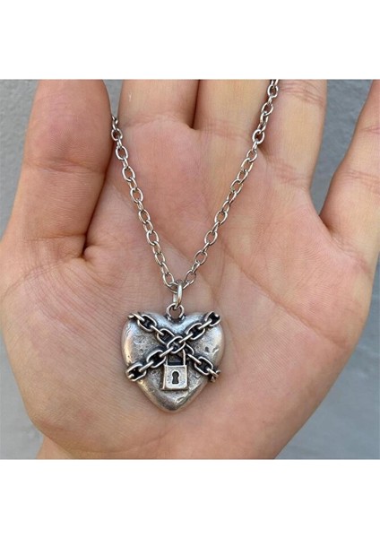 Heart Locked With Chain Zincirli Kolye