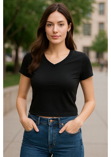 V Yaka Siyah Modal Kumaş Kadın Crop