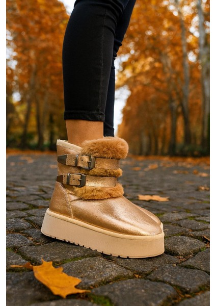 Çift Tokalı Kalıntaban Kadın Bot modelleri