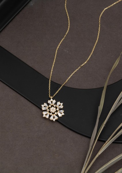 14 Ayar Altın Kartanesi Kolye fırsatları