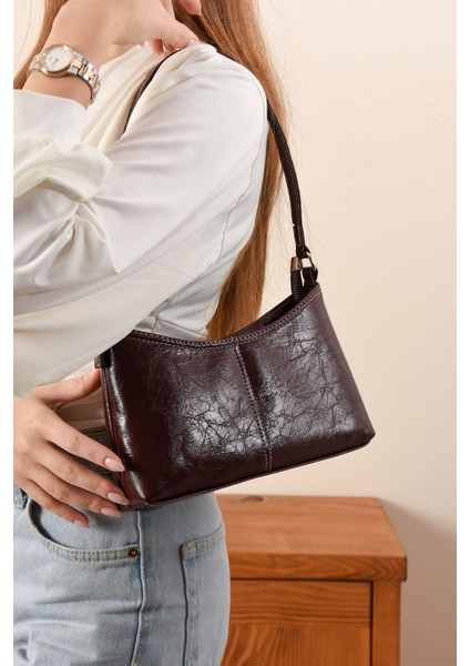 Baget Dikiş Detaylı Çanta