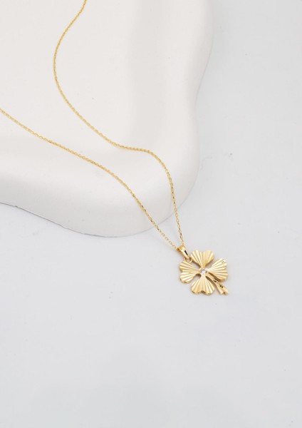 Işıltılı 14 Ayar Altın Yonca Kolye modelleri