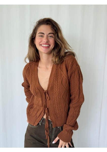 Önden Bağlamalı Hırka Kadın Kahverengi