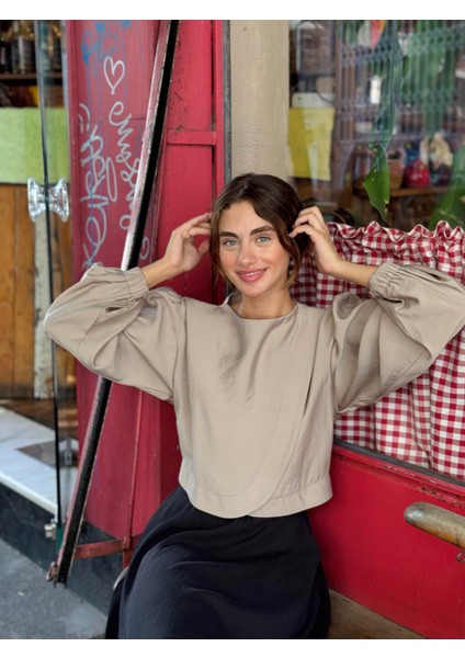 Alisa Kapaklı Retro Gömlek Kadın Kum modelleri