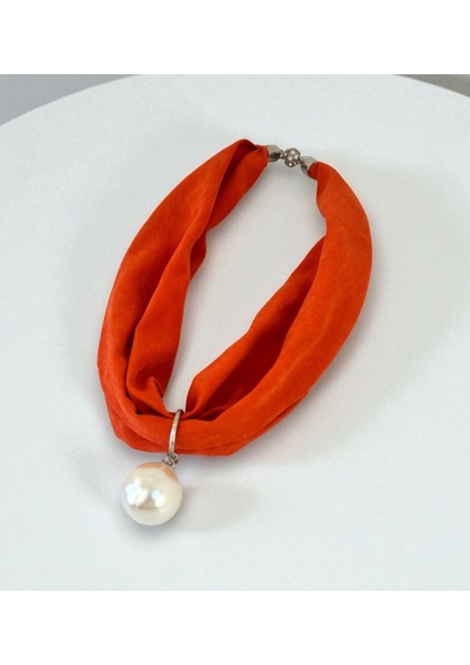 Inci Detaylı Şık Tasarım Kumaş Kolye