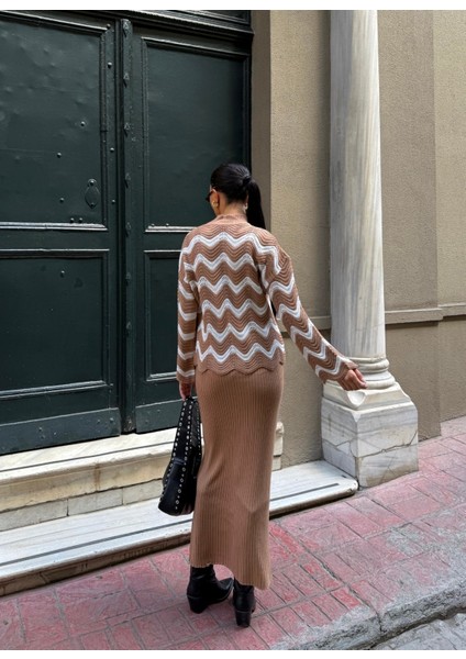 Zigzak Desenli Kazak ve Elbise Triko Takım fırsatları