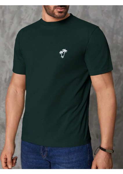 Erkek Koyu Yeşil Bisiklet Yaka Göğsü Palmiye Baskılı T-Shirt modelleri