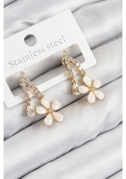 Pirinç Zirkon Taşlı Papatya Model Gold Renk Kadın Küpe