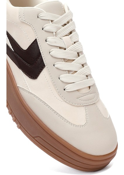Kadın Bej Bağcıklı Kalın Tabanlı Sneaker 25AFD431018