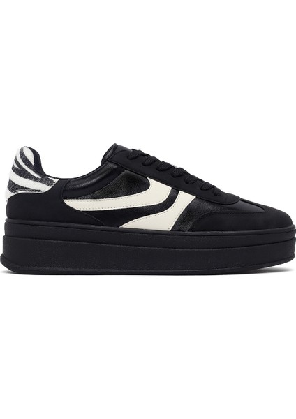 Kadın Siyah Bağcıklı Kalın Tabanlı Sneaker 25AFD430814