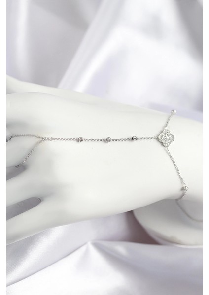 Bfs Pirinç Zirkon Taşlı Yonca Model Gümüş Renk Şahmeran