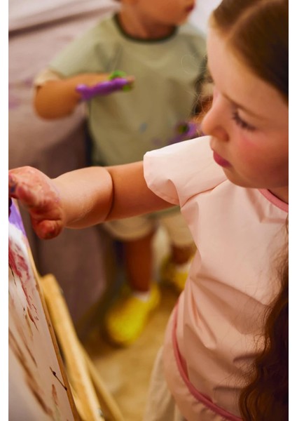 Kısa Kollu Su Geçirmez Bebek Mama ve Oyun Önlüğü indirimleri