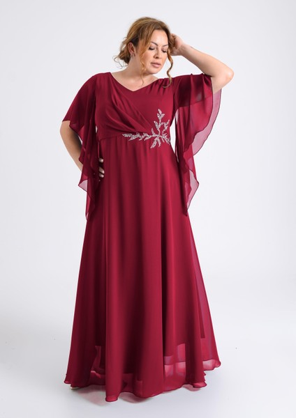 Büyük Beden Bordo Renkli Yırtmaçlı Uzun Şifon Abiye Elbise fırsatları