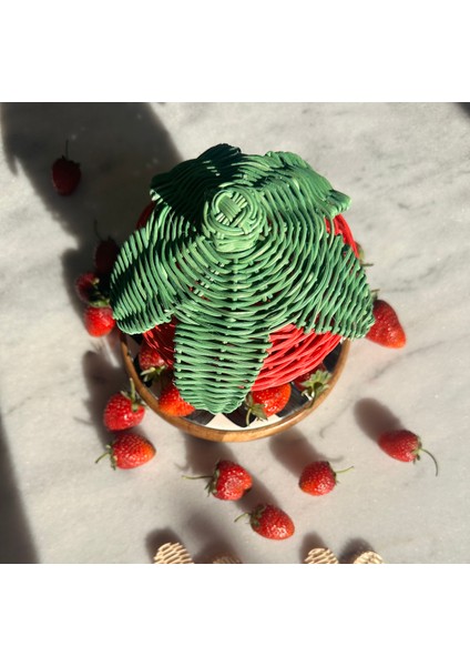 Rattan Çilek Kapaklı Sepet modelleri