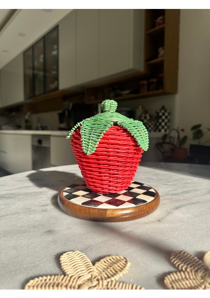 Rattan Çilek Kapaklı Sepet fırsatları