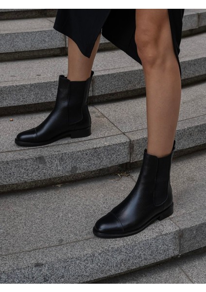 Ossy Siyah Deri Bot fiyatları