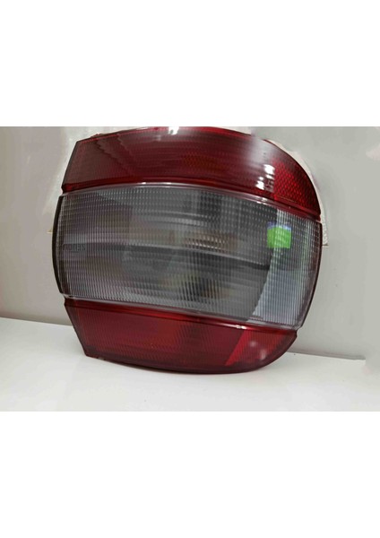 Siena Stop Lambası Sag Komple (Duysuz Yolcu Tarafı Zenon Marka) modelleri